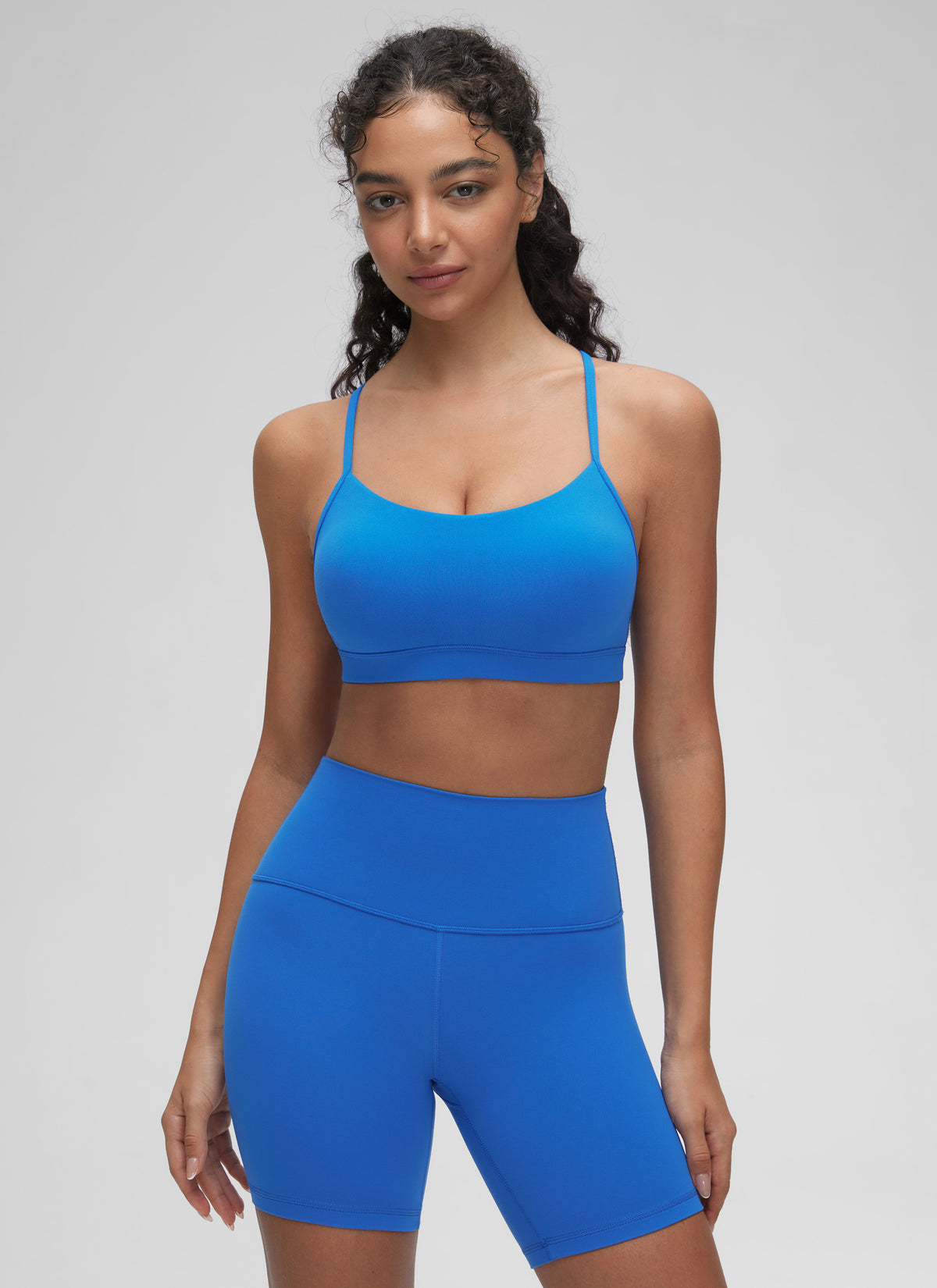 CRZ YOGA Women's Yoga Light Support Butterluxe Sports Bra Y back Sparkle Blue @model_info:Anano