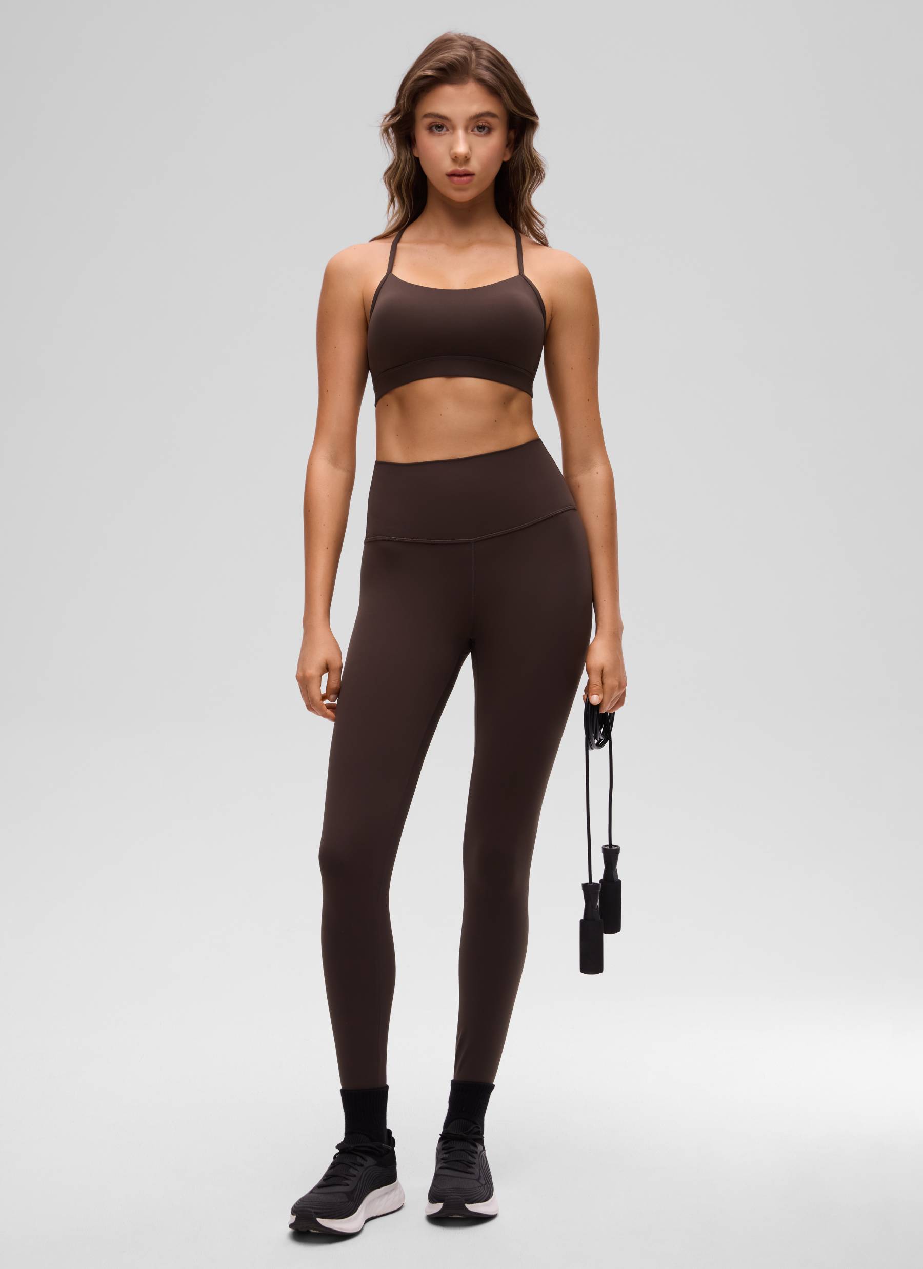 CRZ YOGA Women's Yoga Light Support Butterluxe Sports Bra Y back Hot Fudge Brown @model_info:Kriss