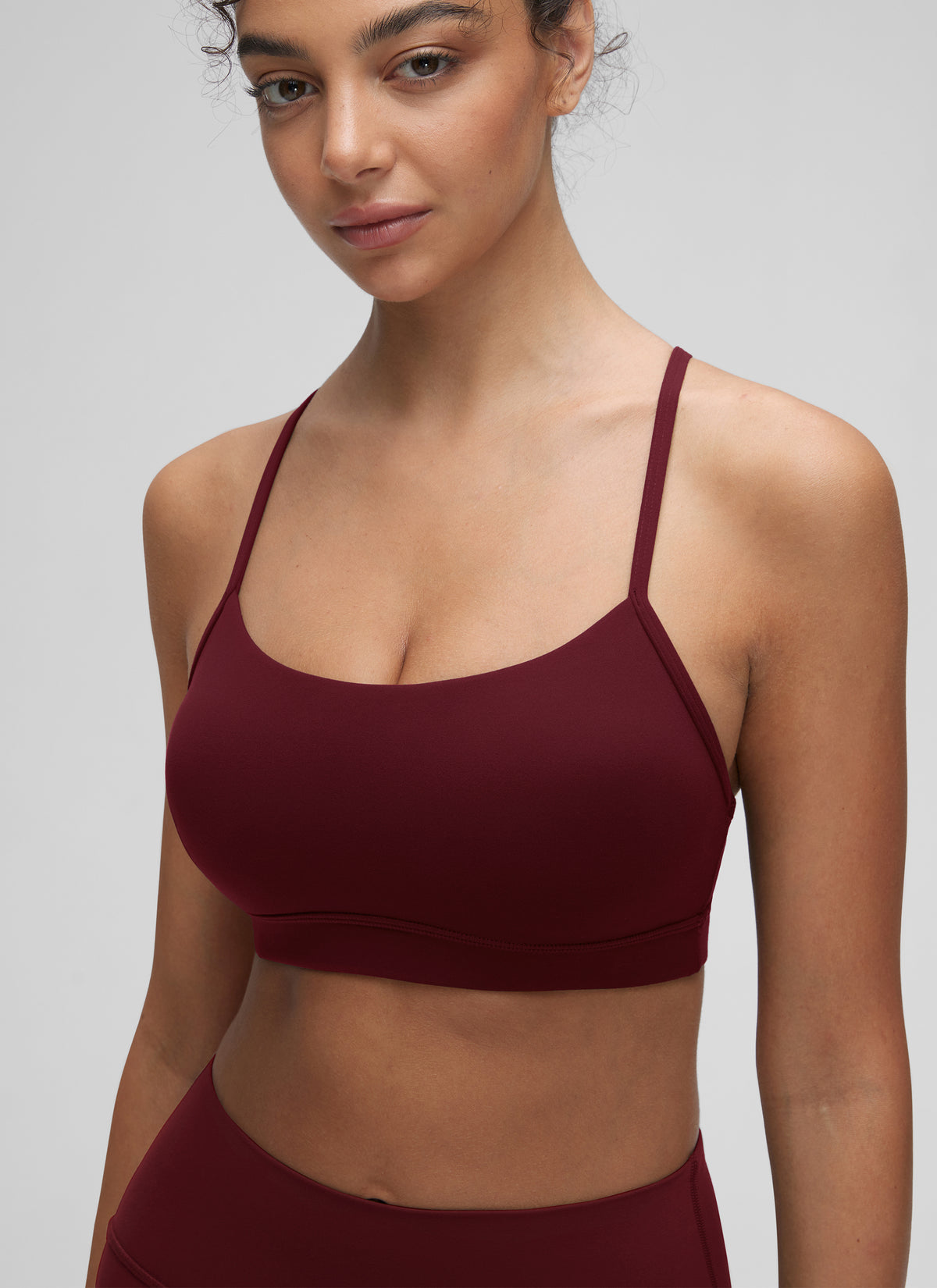 CRZ YOGA Women's Yoga Light Support Butterluxe Sports Bra Y back Red Merlot @model_info:Anano