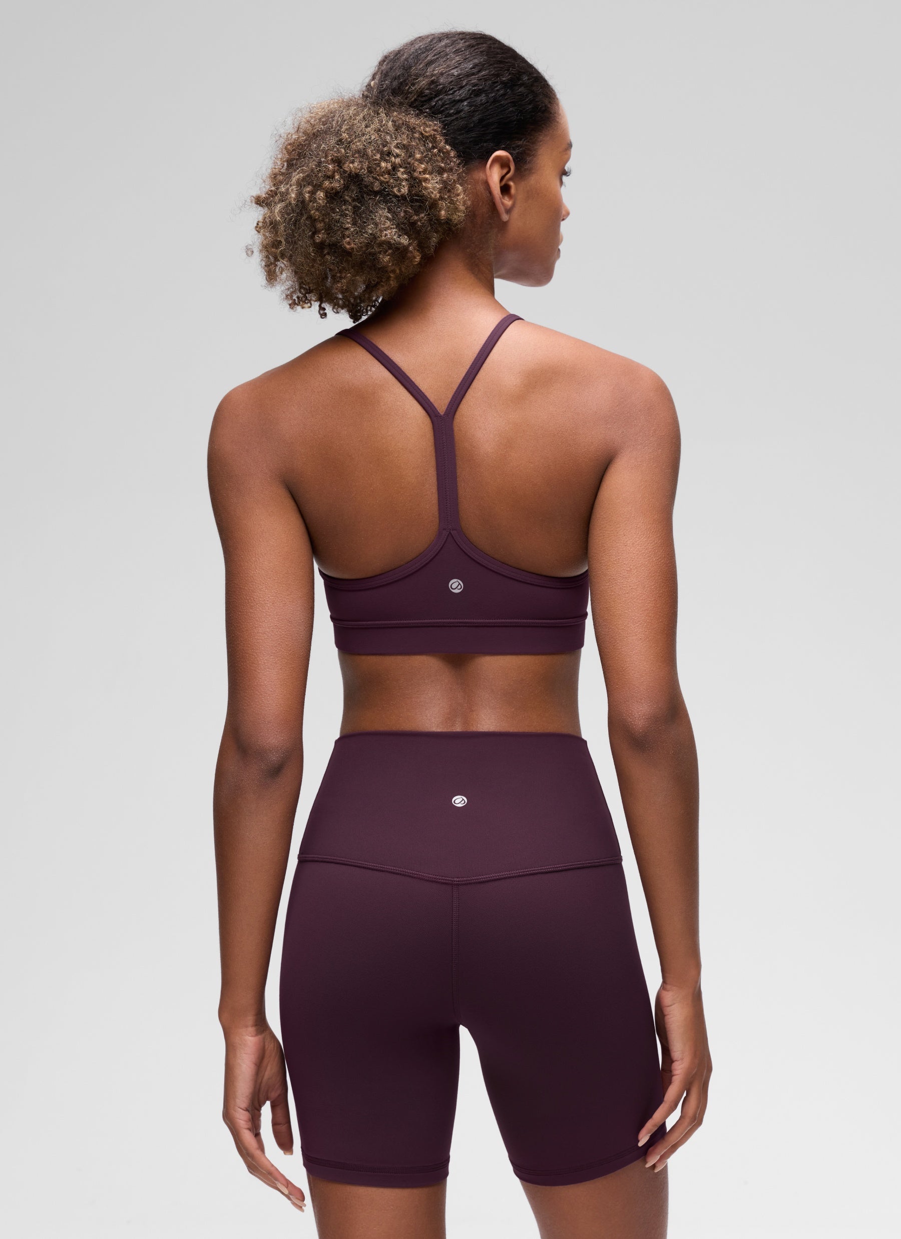 CRZ YOGA Women's Yoga Light Support Butterluxe Sports Bra Y back Deep Purple @model_info:Patrica
