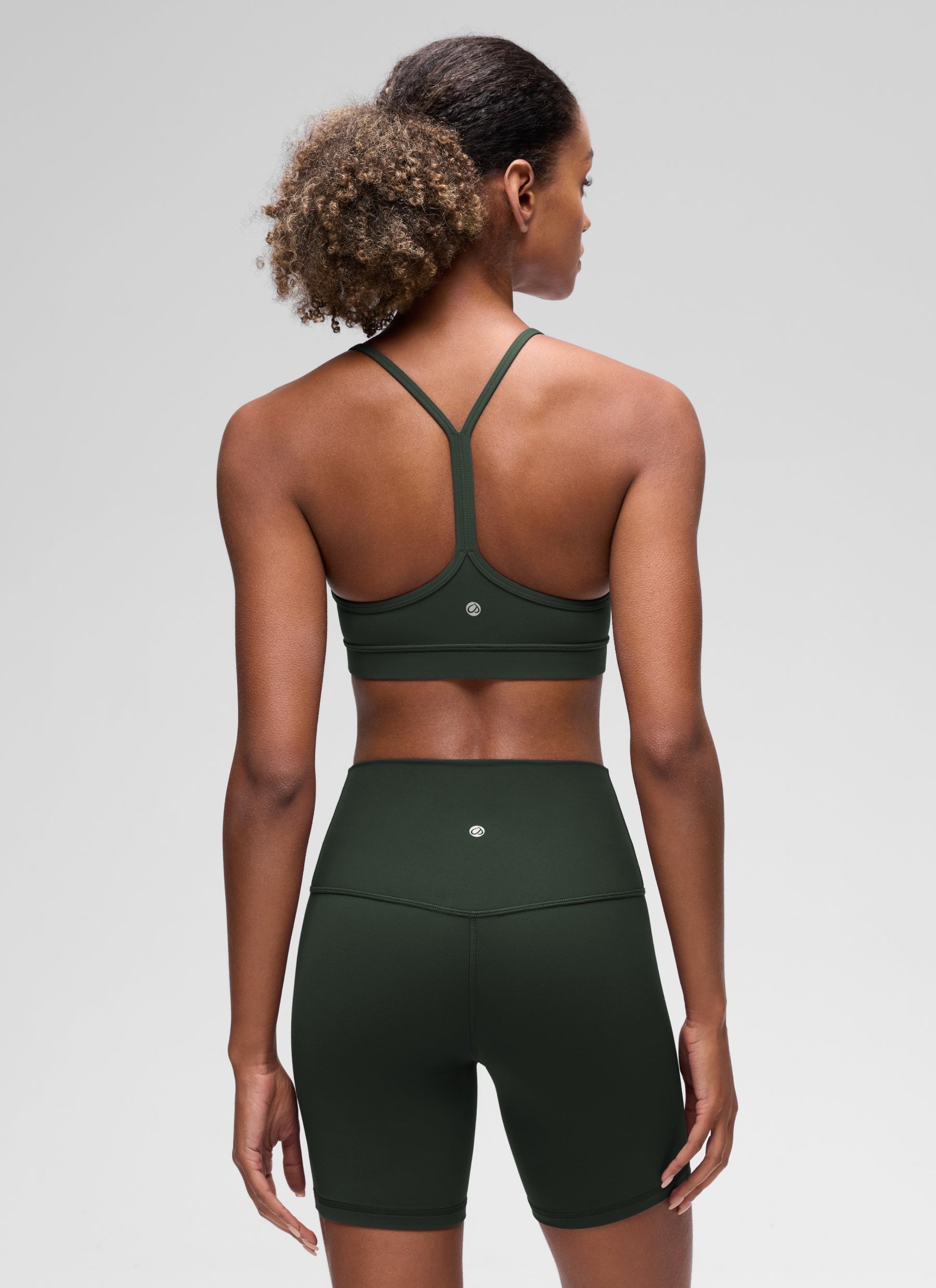 CRZ YOGA Women's Yoga Light Support Butterluxe Sports Bra Y back Legend Green @model_info:Patrica