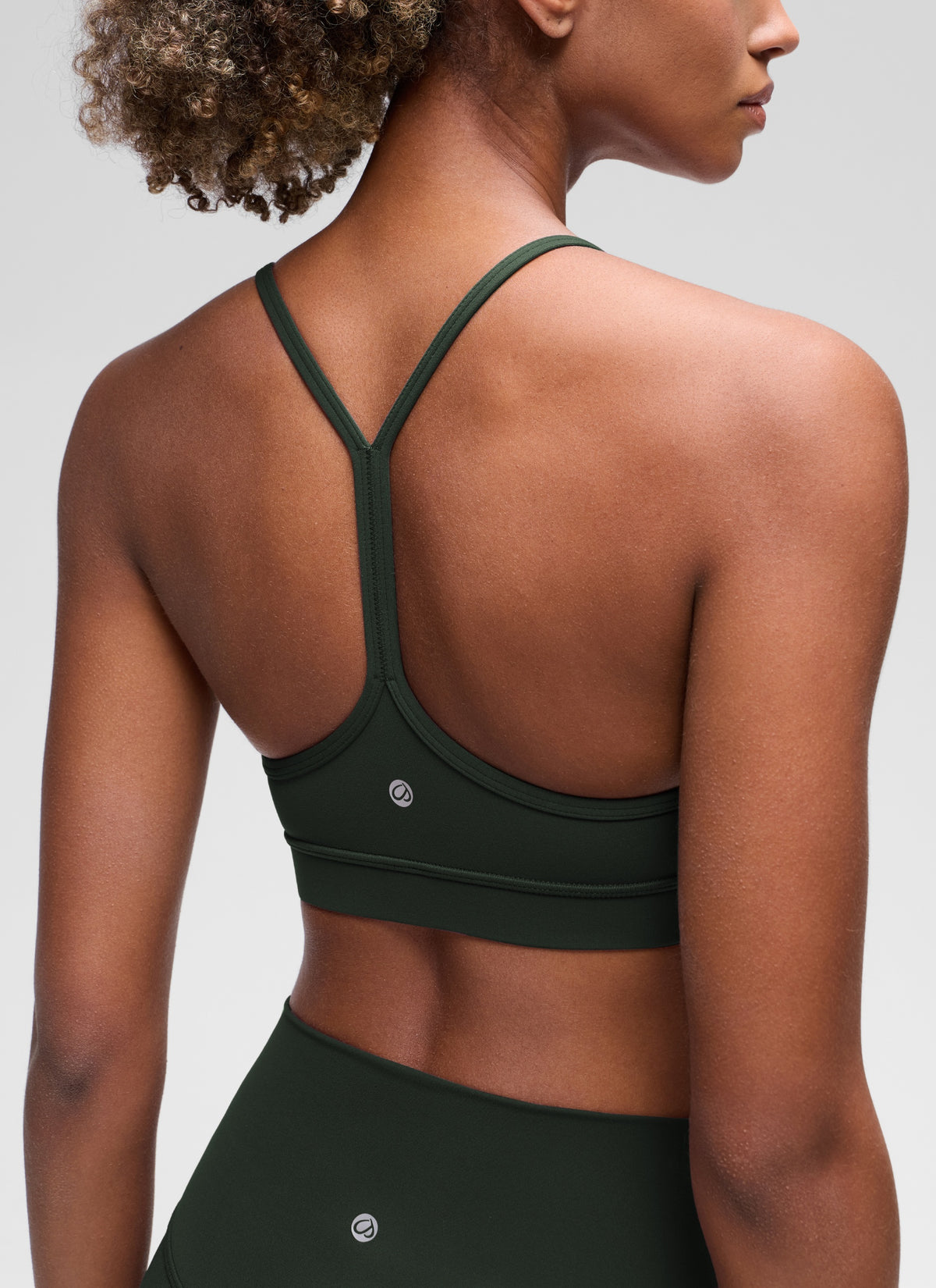 CRZ YOGA Women's Yoga Light Support Butterluxe Sports Bra Y back Legend Green @model_info:Patrica