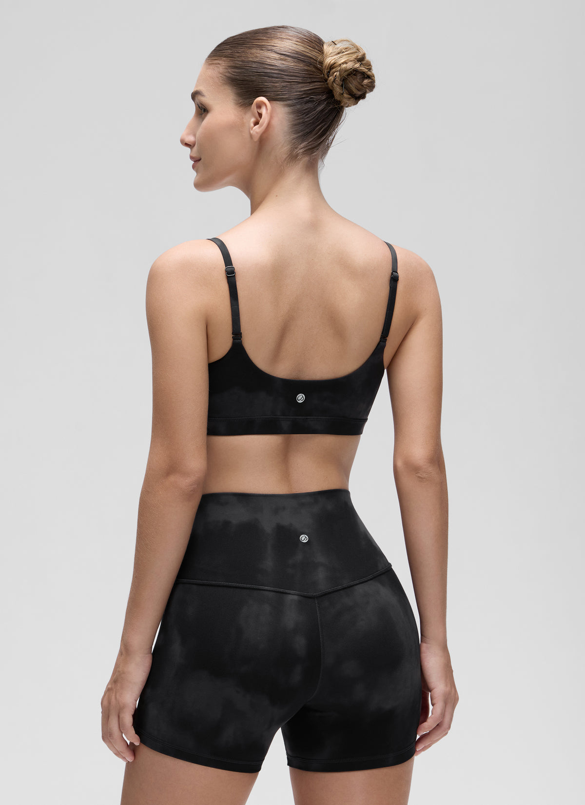 CRZ YOGA Womens Butterluxe Adjustable Spaghetti Strap Scoop Neck Bra Black Tie Dye Flowers @model_info:Jaynne