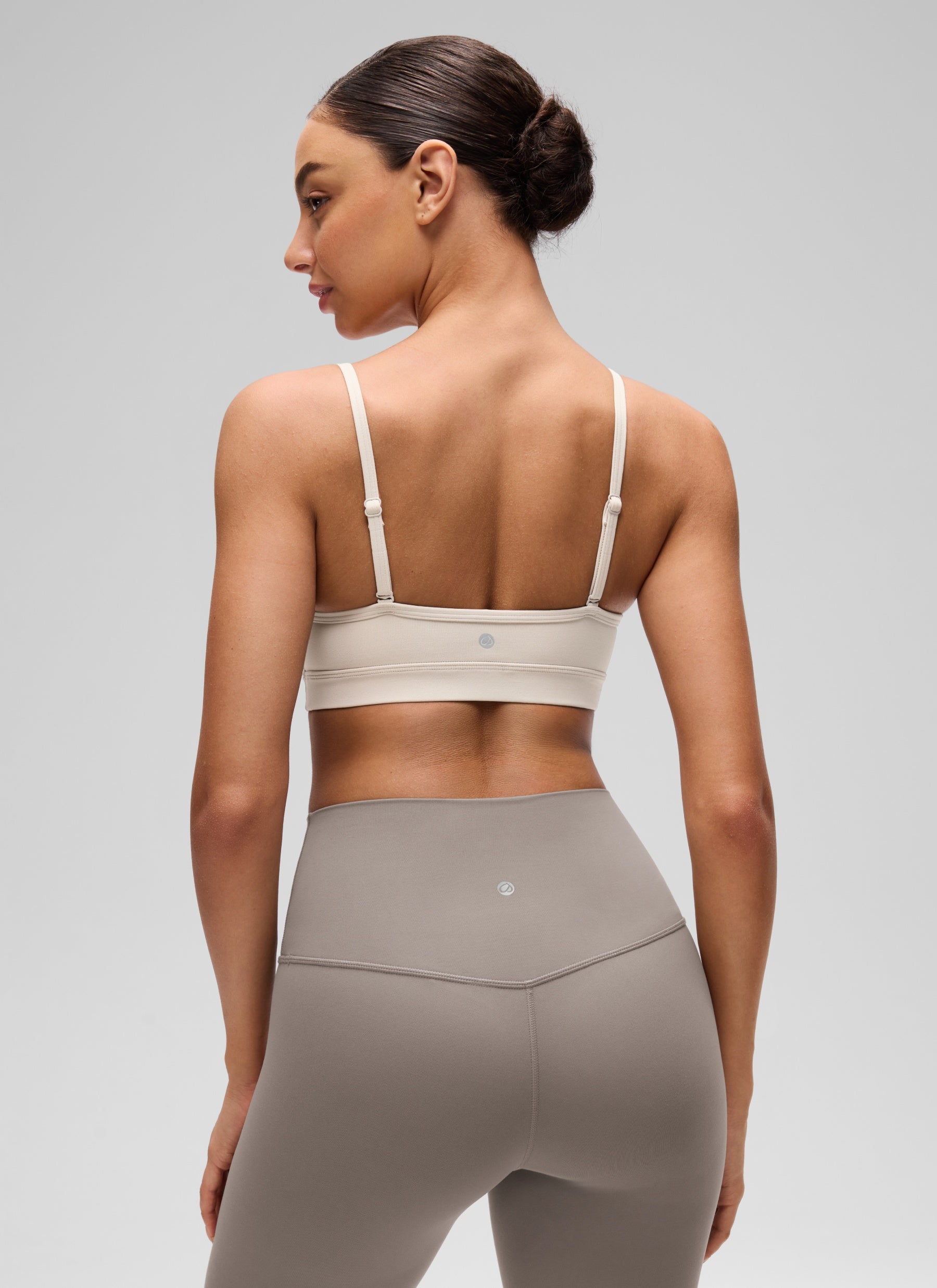 CRZ YOGA Butterluxe Womens V Neck Camisole Yoga Padded Sports Bra Mojave Tan @model_info:Anano