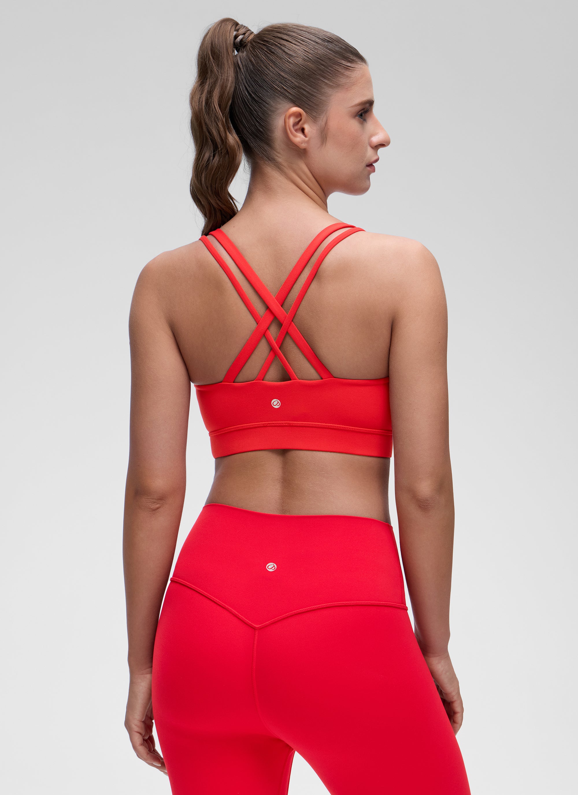 CRZ YOGA Women's Yoga Light Support Double Strap Mold Sport Bra Deep Red @model_info:Marina