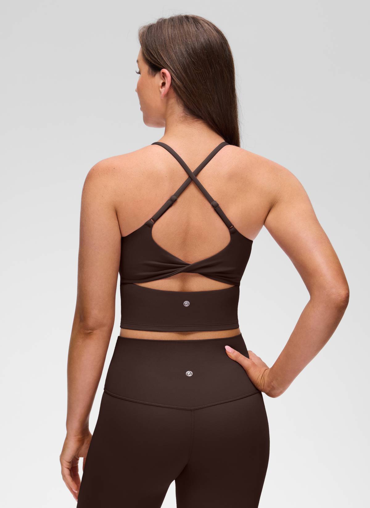 CRZ YOGA Women's Butterluxe U Neck Twist Cross Back Built in Bra Tank Hot Fudge Brown @model_info:Brooklyn