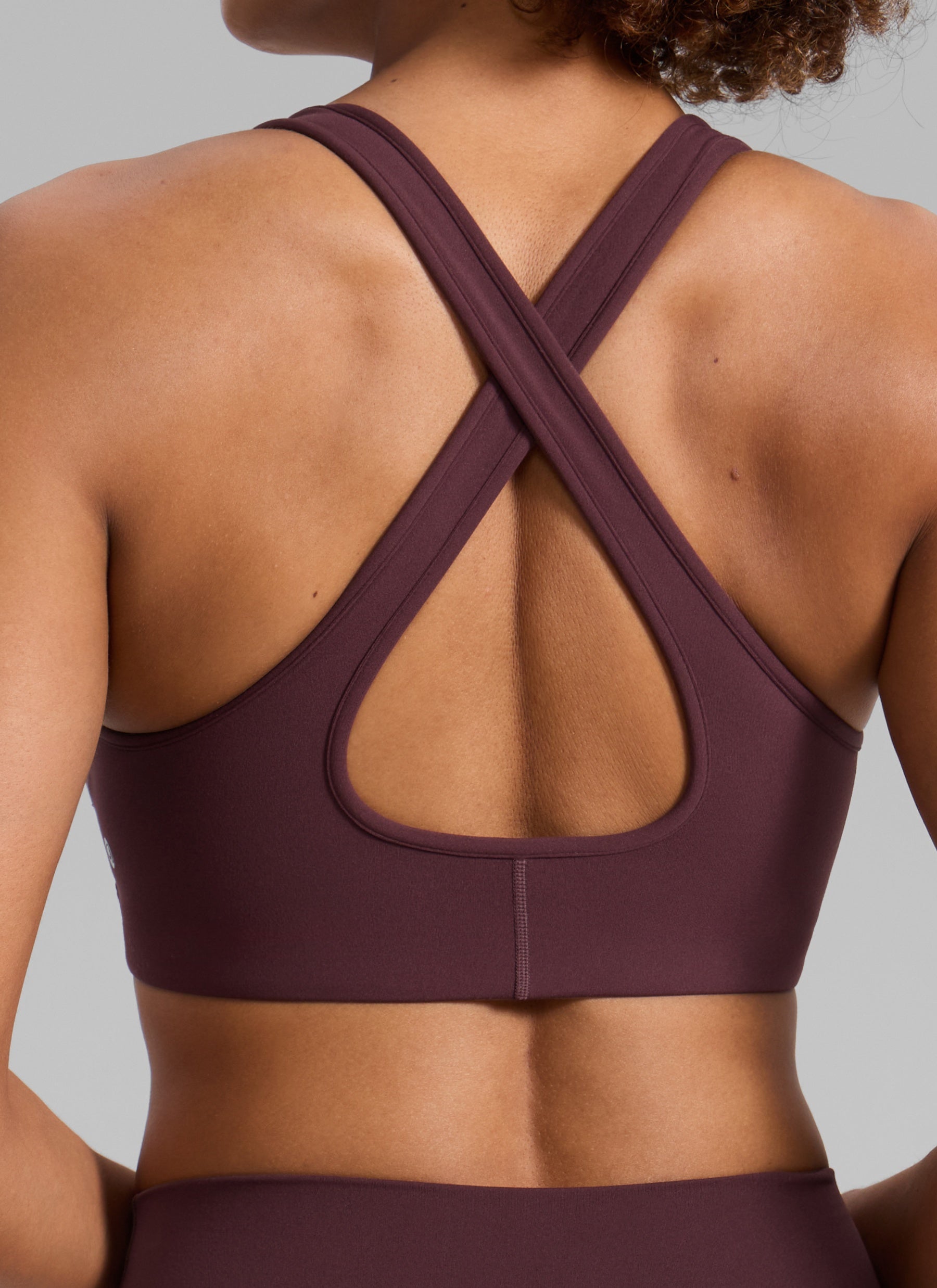 CRZ YOGA Women's Butterlift® Workout Deep V Neck Cross Back Sports Bra Ripe Plum