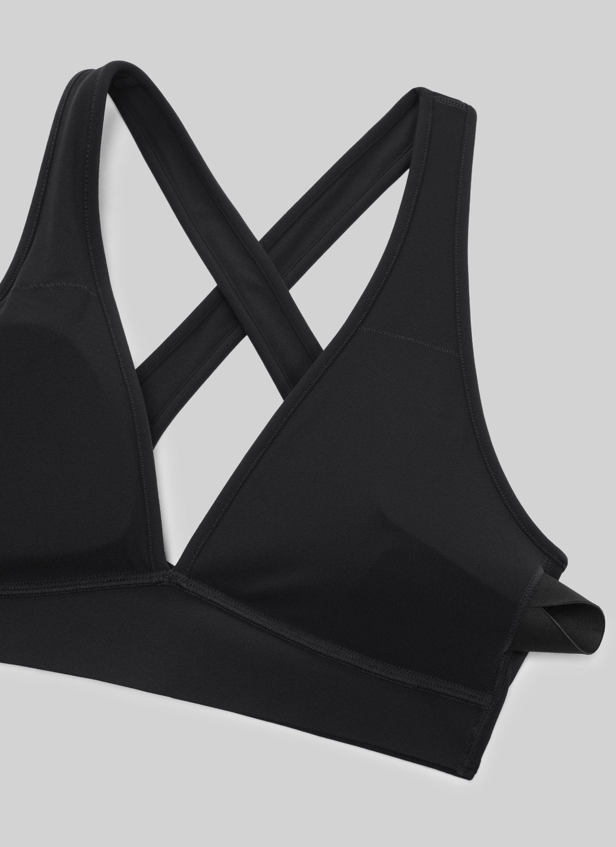 CRZ YOGA Women's Butterlift® Workout Deep V Neck Cross Back Sports Bra Black