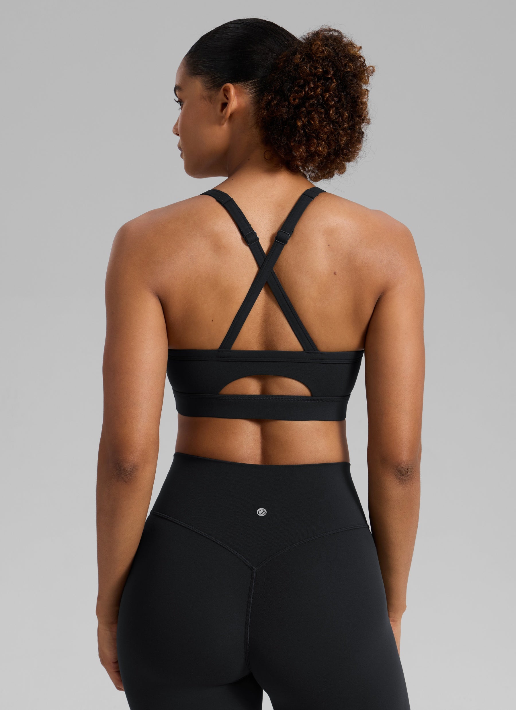 CRZ YOGA Women's Butterlift Yoga U Neck Cross Back Keyhole Sports Bra Black