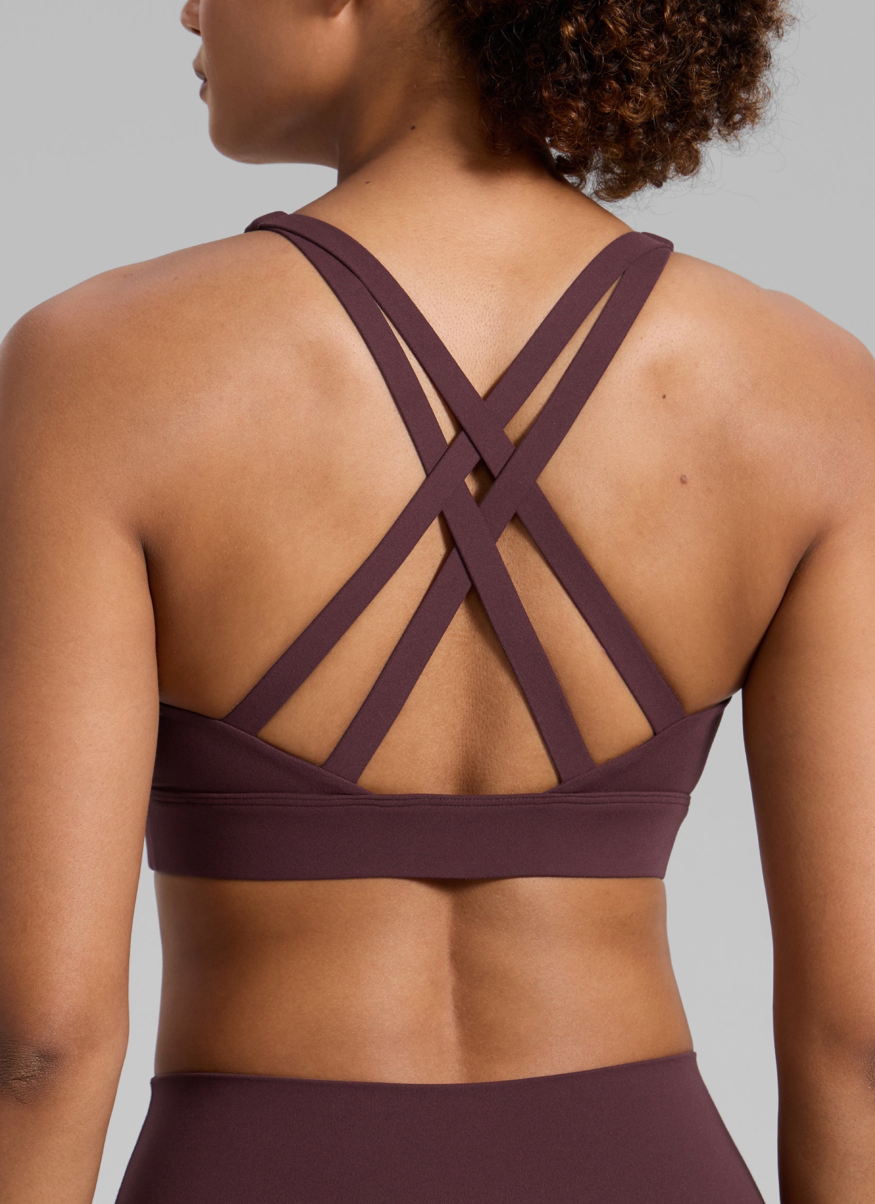 CRZ YOGA Women's Butterlift® Workout Crewneck Cross Back Sports Bra Ripe Plum