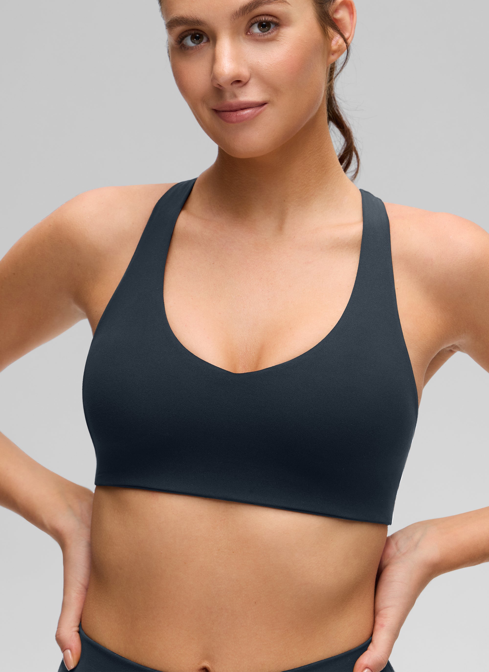 CRZ YOGA Women's Butterluxe Yoga V Neck RacerBack Build in Sports Bra True Navy