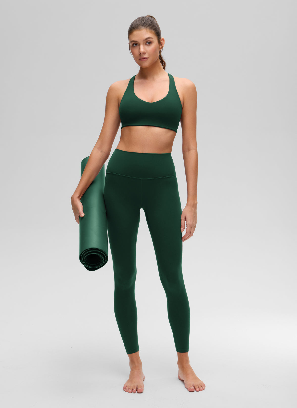 CRZ YOGA Women's Butterluxe Yoga V Neck RacerBack Build in Sports Bra Legend Green @model_info:Q2