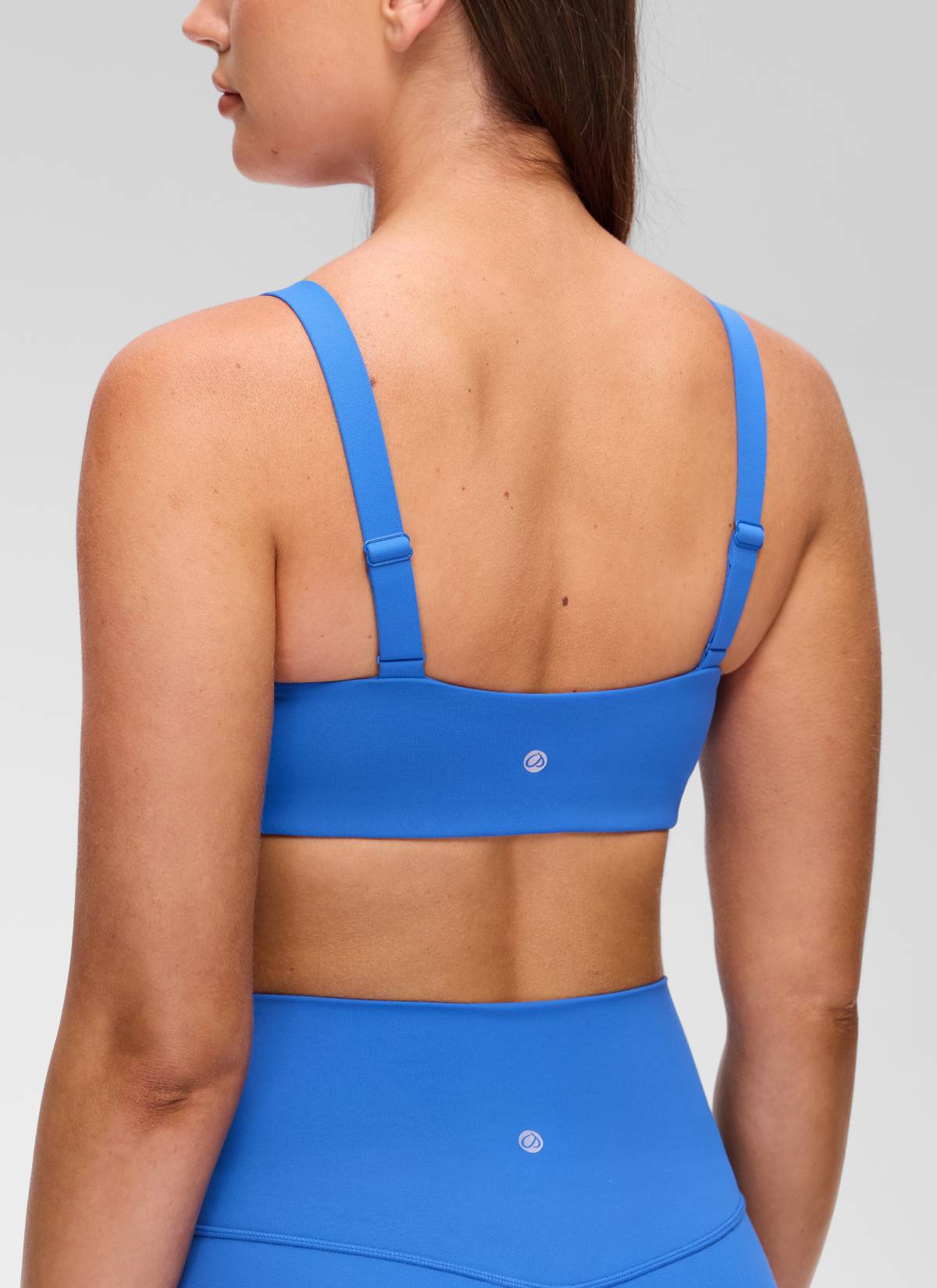 CRZ YOGA Women's Butterluxe Yoga U Neck Square Back Sports Bra Sparkle Blue @model_info:Brooklym