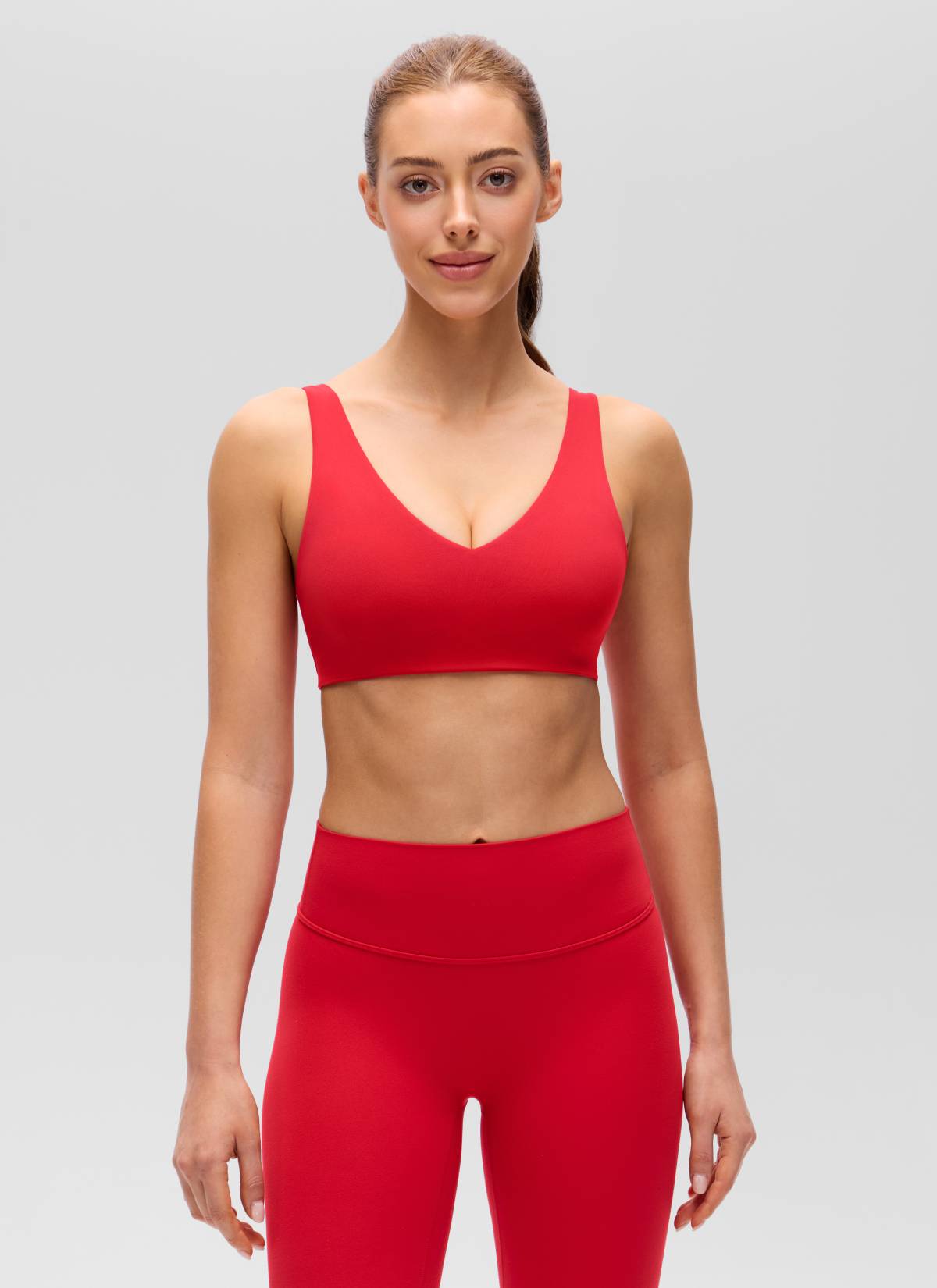 CRZ YOGA Women's Butterluxe Yoga U Back Sports Bra Light Support Aurora Red @model_info:Lary