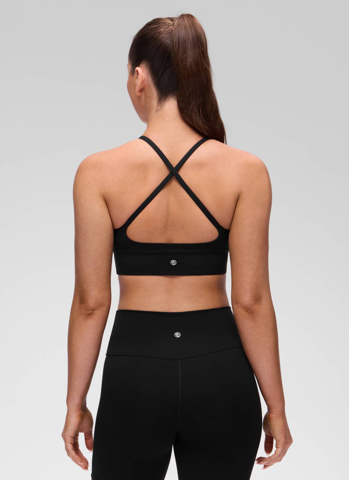 CRZ YOGA Women's Butterluxe Yoga V Neck Cross Back Longline Sports Bra Black @model_info:Brooklyn