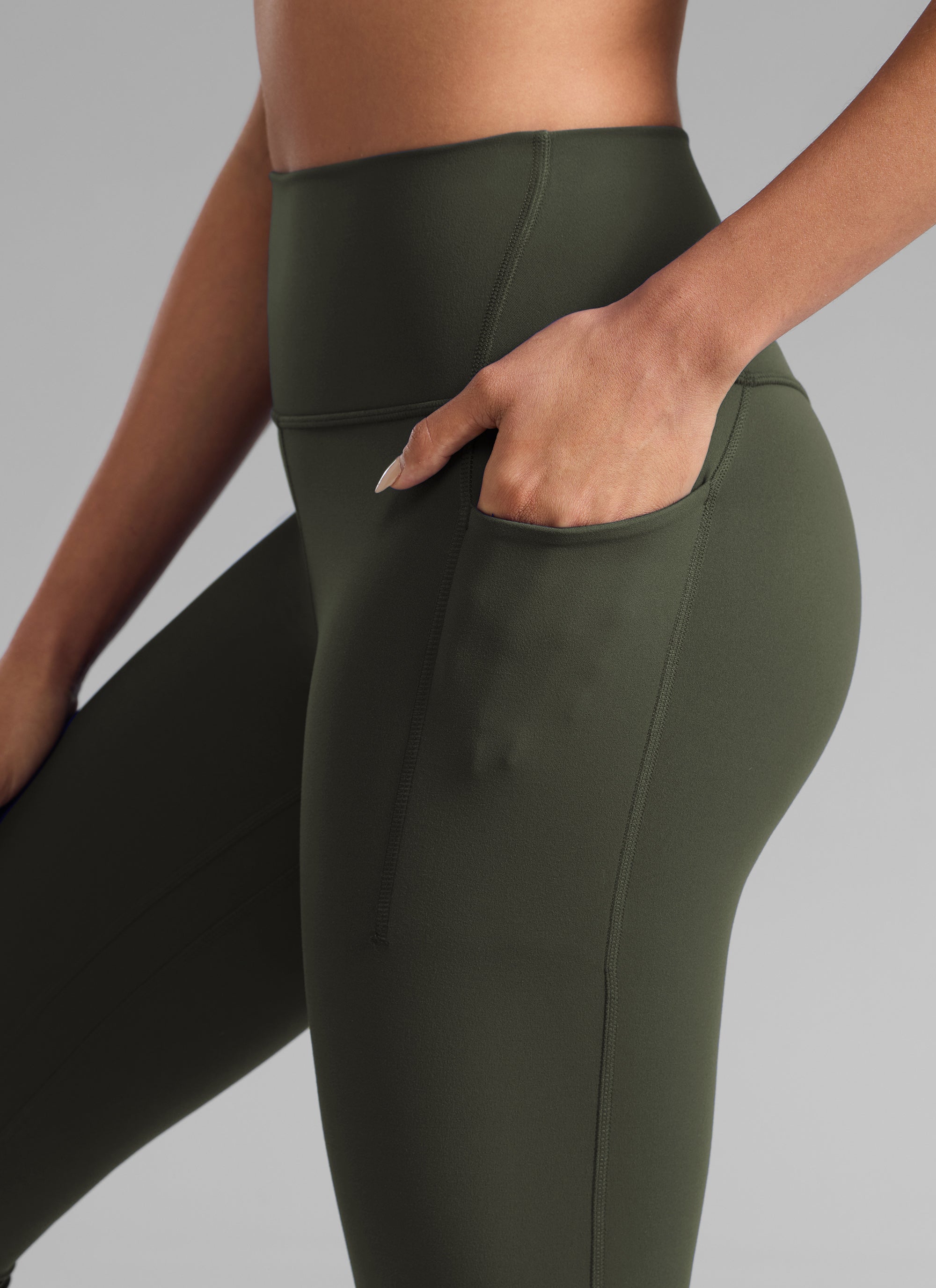 CRZ YOGA Women's Butterlift Workout High Rise Pocket Leggings 25'' Olive Green @model_info:Dany