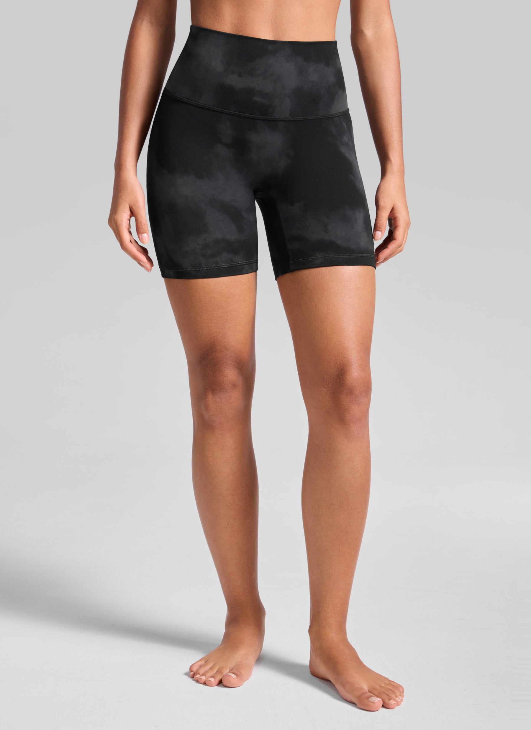 CRZ YOGA Women's Butterluxe Yoga High Rise No Front Seam Short 6