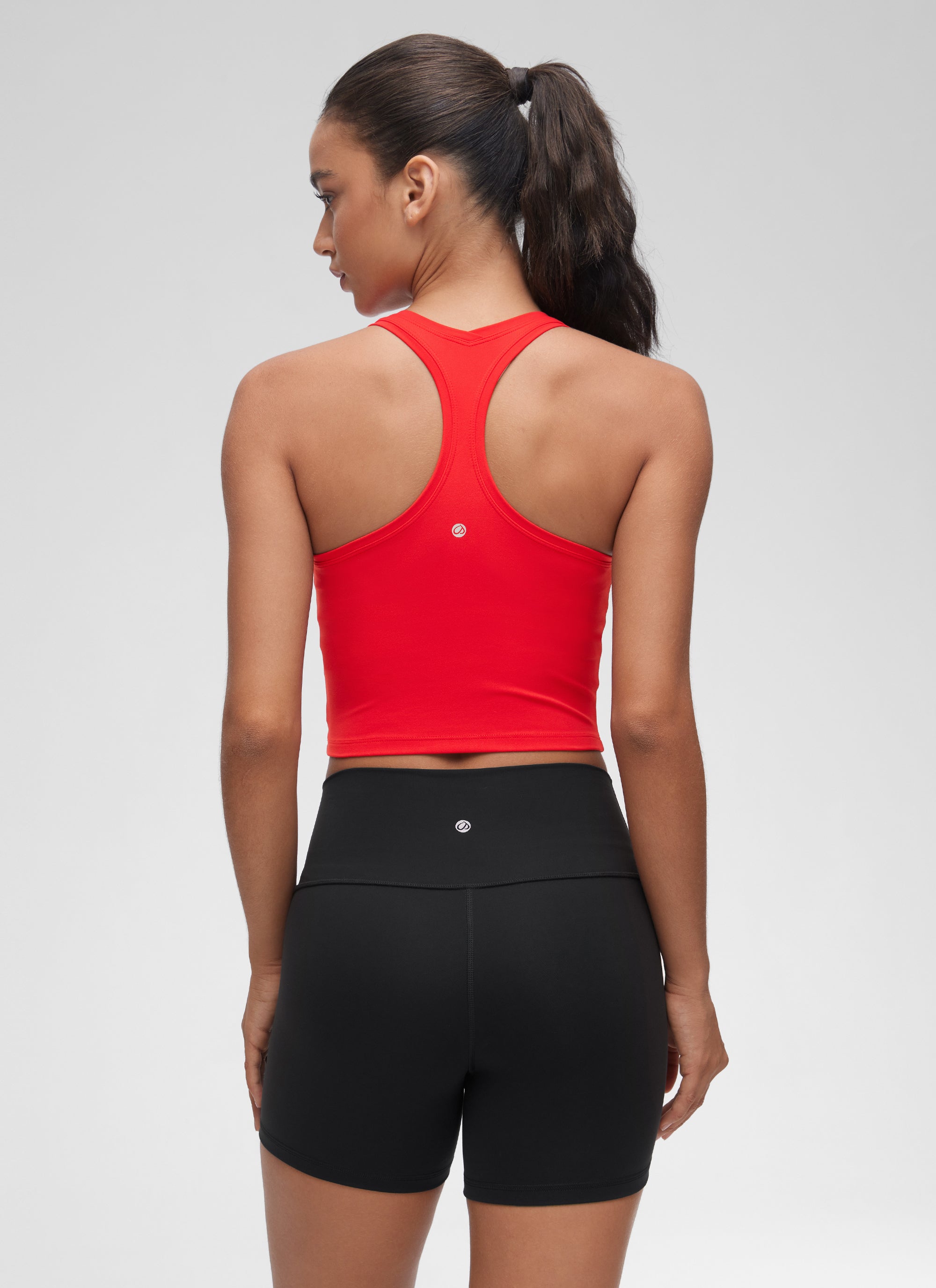 CRZ YOGA Women's Butterluxe Scoop Neck Racerback Cropped Lounge Yoga Tank Deep Red @model_info:Winma