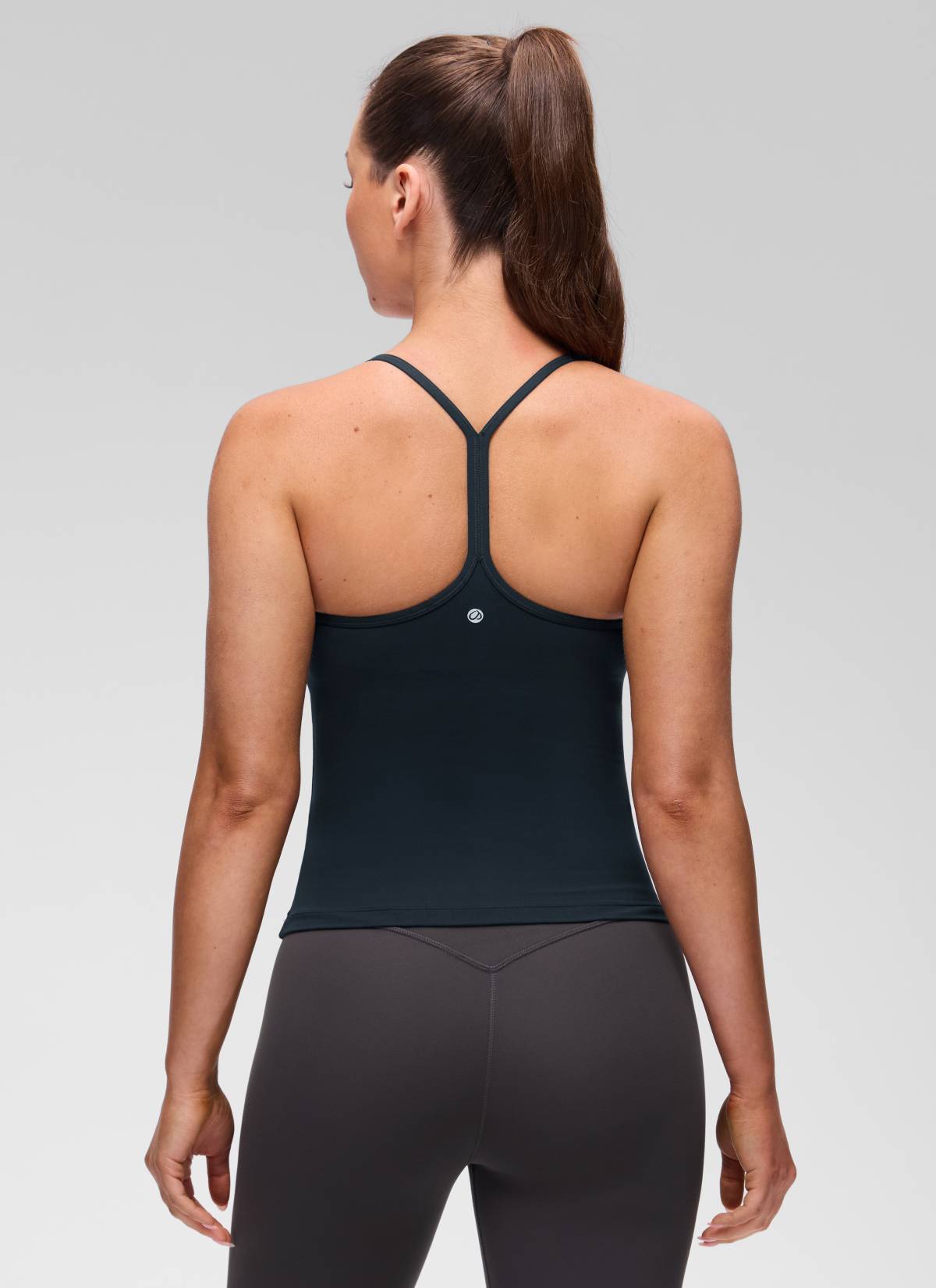 CRZ YOGA Women's Yoga Slim Fit Butterluxe Built-in Bra Tank Y Back True Navy @model_info:Brooklyn