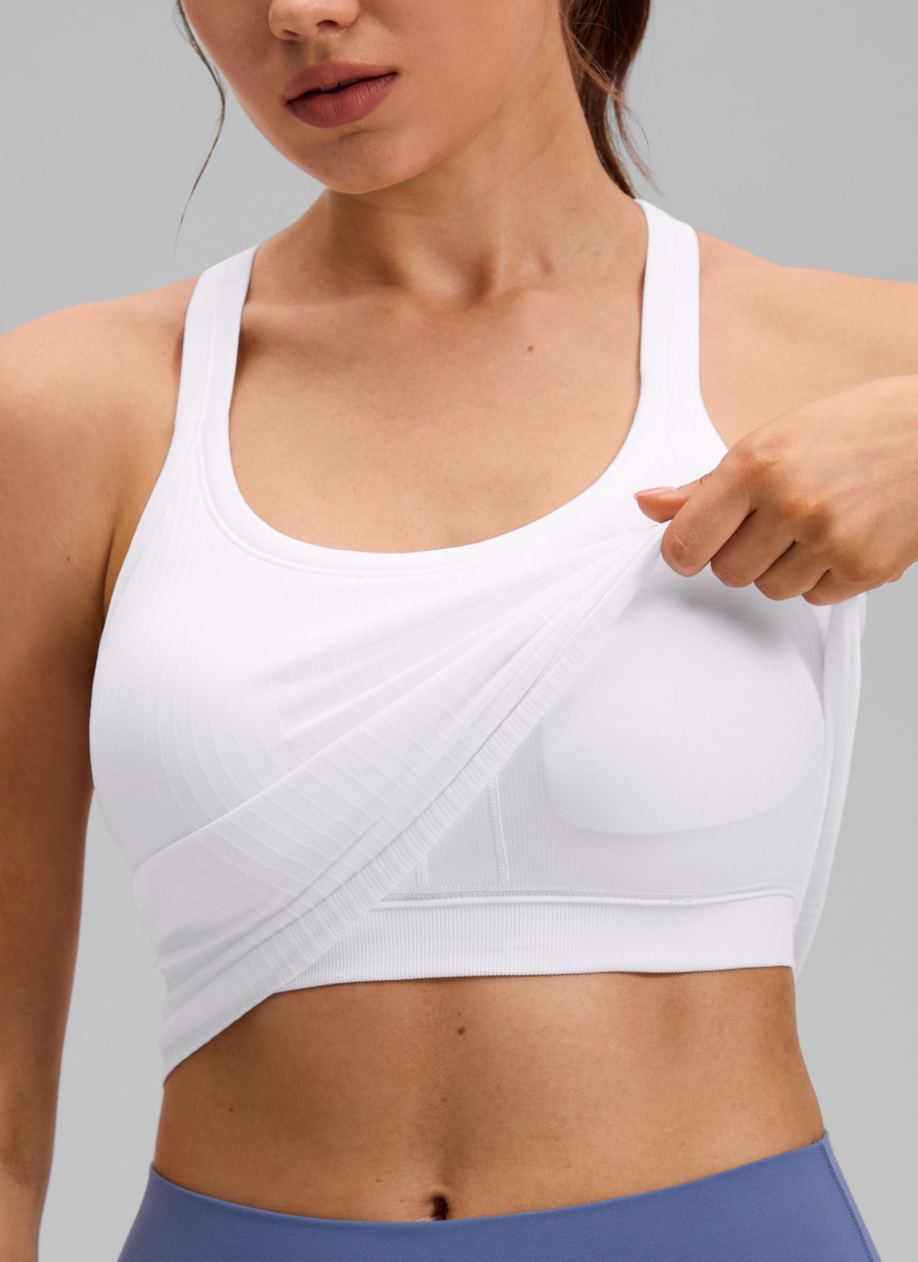 CRZ YOGA Women's Yoga Slim Fit Seamless Tank Crew Neck Waist Length White