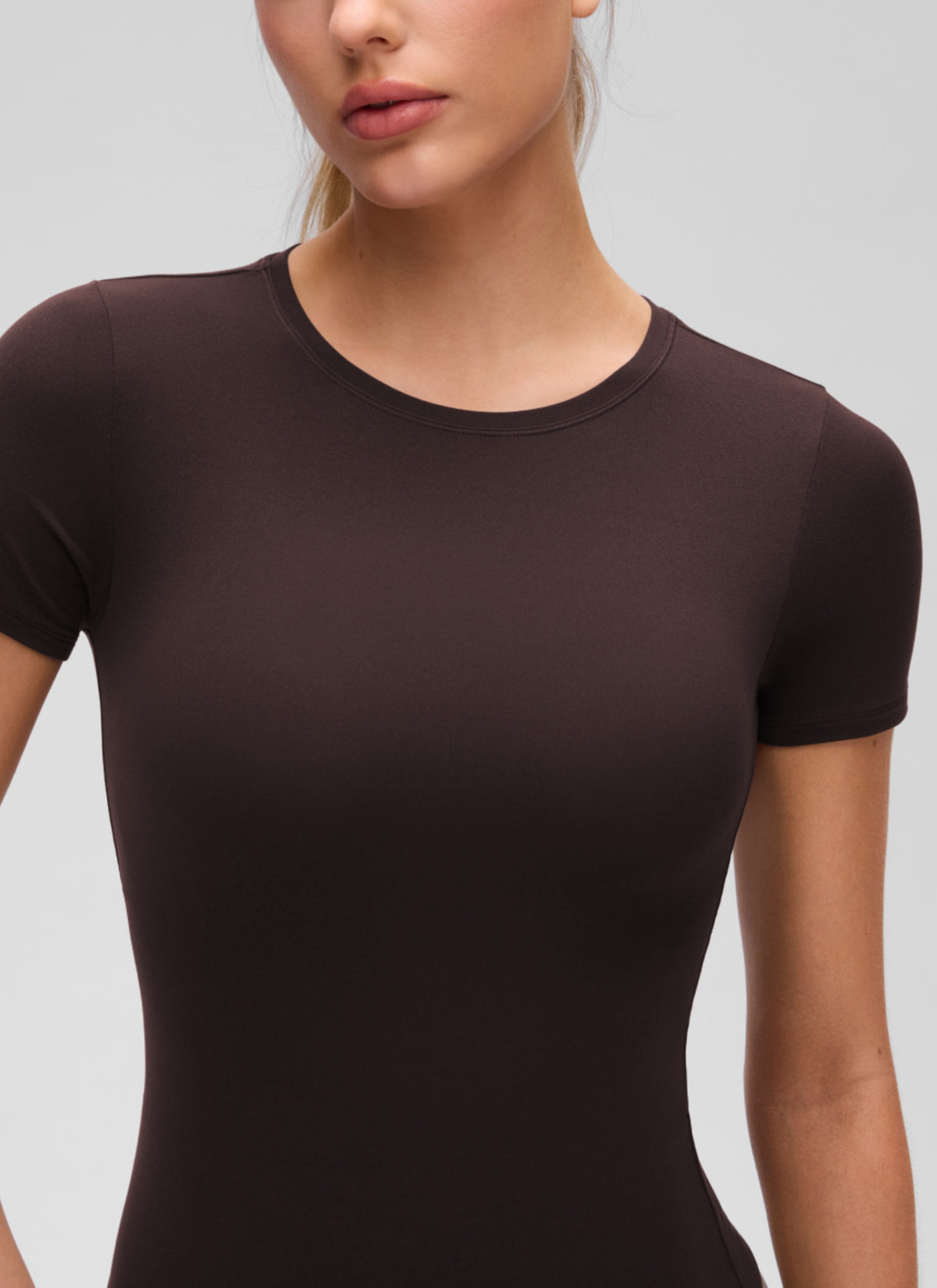 CRZ YOGA Women's Going Out Tops Soft High Crew Neck Casual Tight Shirts Hot Fudge Brown @model_info:A
