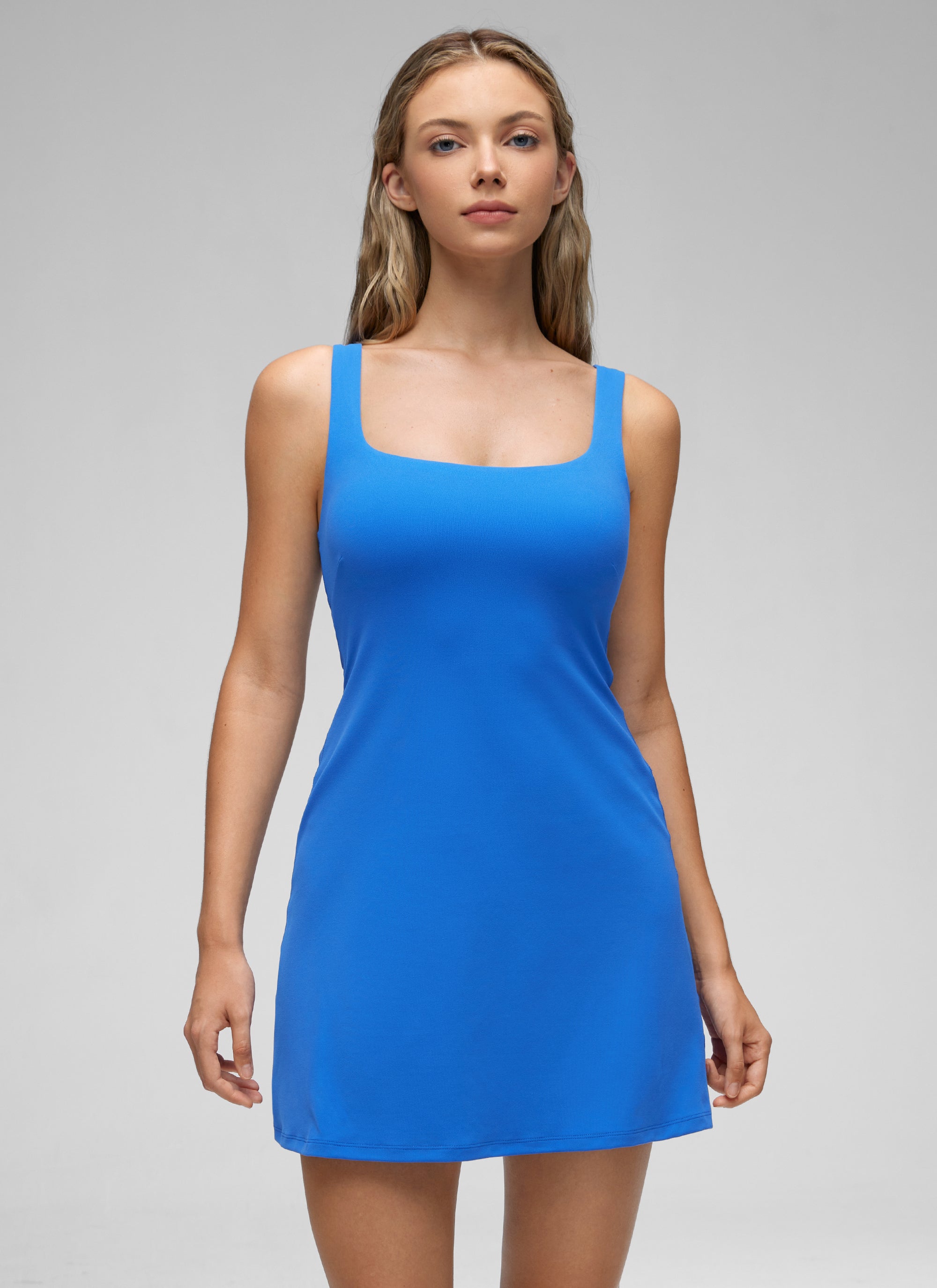 CRZ YOGA Women Butterluxe Square Neck Shelf Bra Tennis Dresses A line Sparkle Blue @model_info:Kate