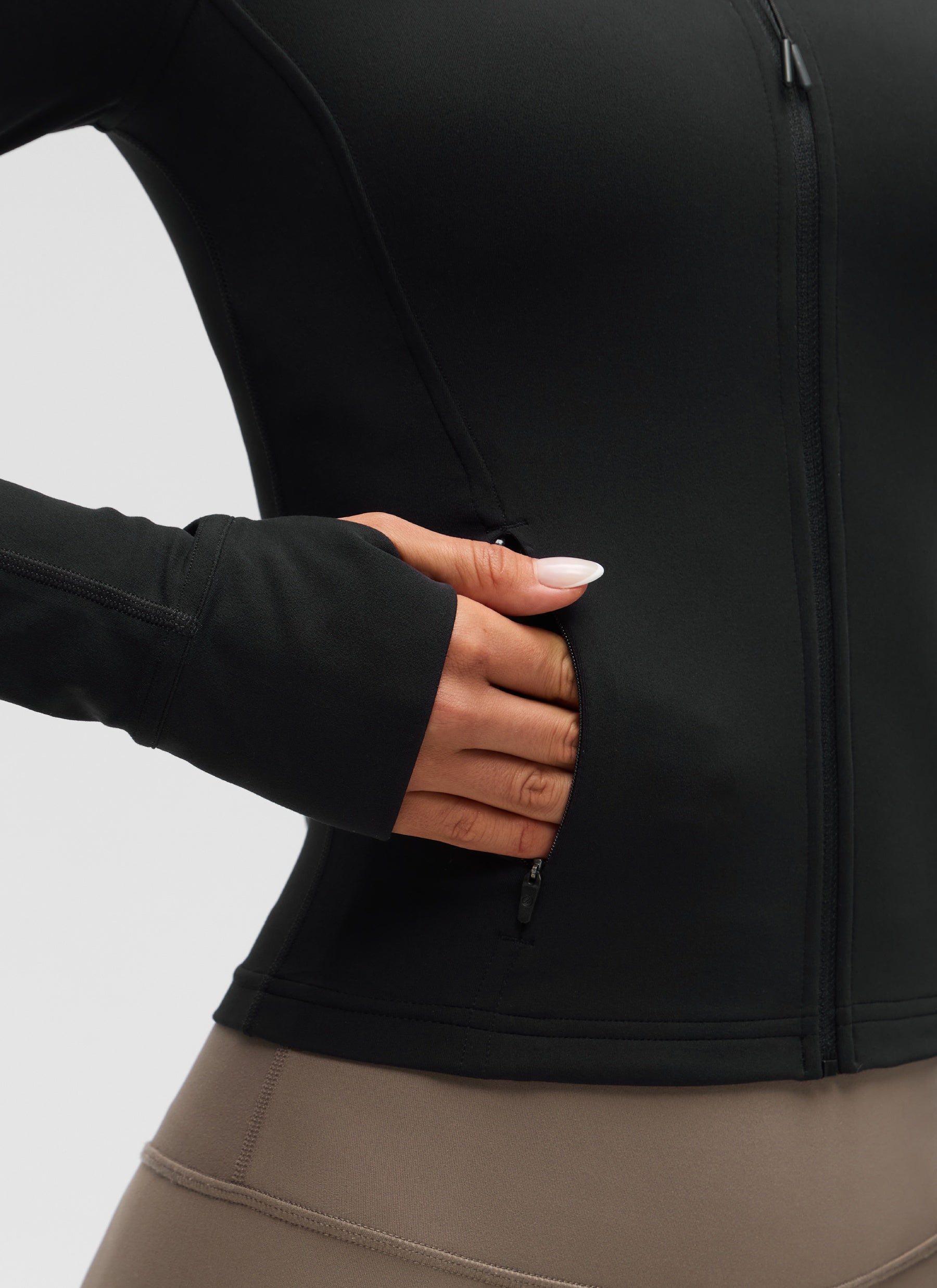 CRZ YOGA Women's Butterluxe Cropped Pocket Outerwear Full Zip Jackets Black